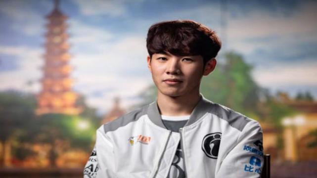 与三分大赛 与三分大赛