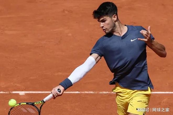 纳粉丝的吸 纳粉丝的吸