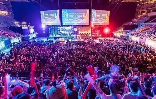 的对抗和展 的对抗和展